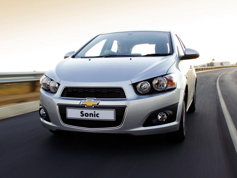  Chevrolet Sonic 5-Door 2011 года  (ZA) (фото 5 из 16)
